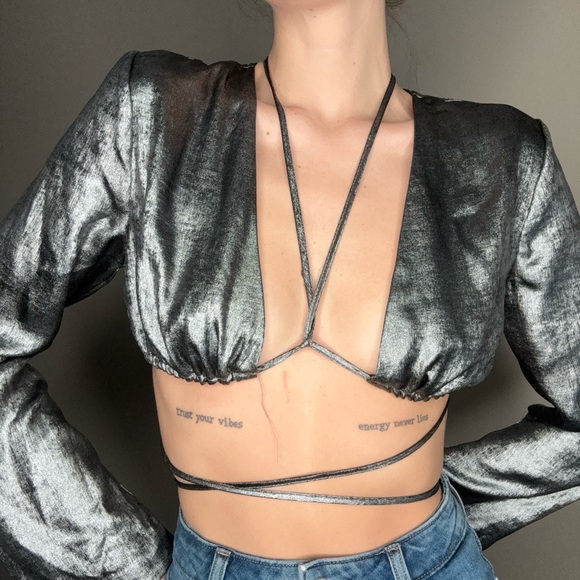 Dynamite Silver Wrap Crop Top - Picture 6 of 6